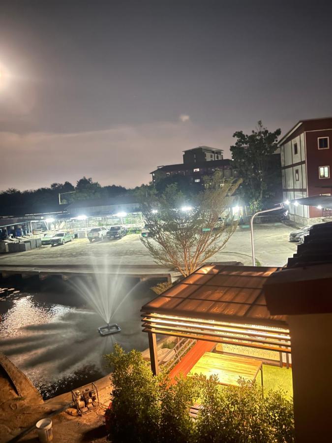 Noree Jacuzzi House Ban Phan Sadet Nai Luaran gambar